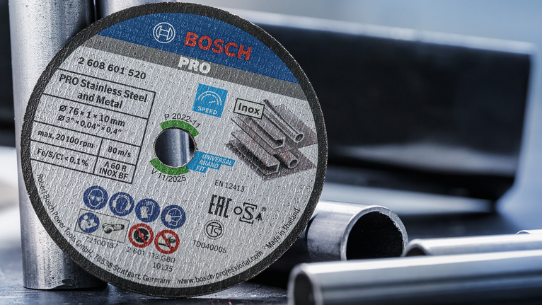 PRO Stainless Steel and Metal Bonded Cutting Disc, 76 x 1 x 10 mm Cutting disc for stainless steel and metal placed among metal pipes.