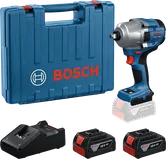 Bosch GDS 18V-780 cordless impact wrench set.